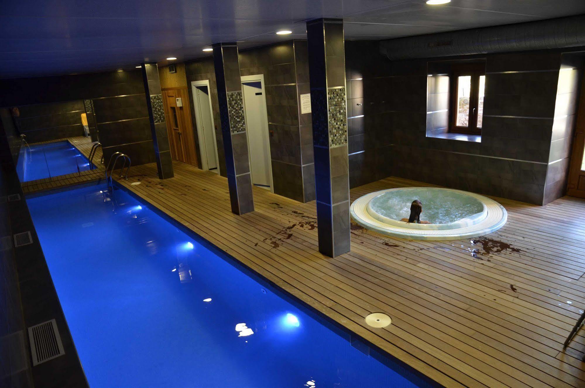 Apartamentos Spa Cantabria Infinita Cillorigo de Liebana Exteriör bild