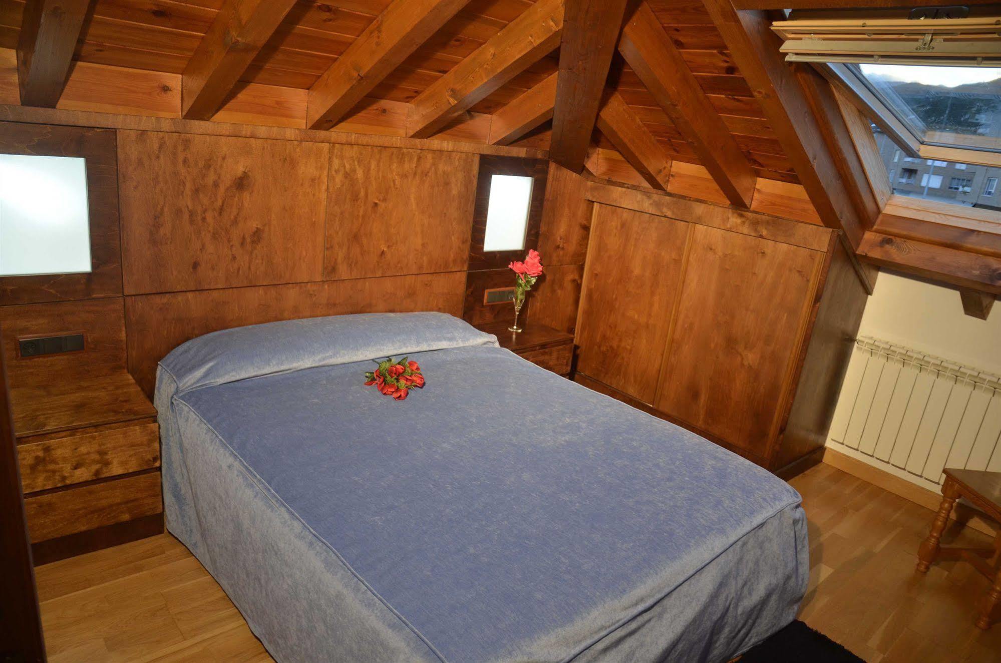 Apartamentos Spa Cantabria Infinita Cillorigo de Liebana Exteriör bild