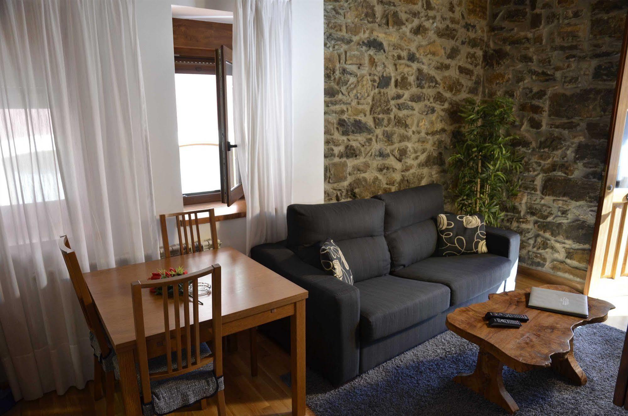 Apartamentos Spa Cantabria Infinita Cillorigo de Liebana Exteriör bild