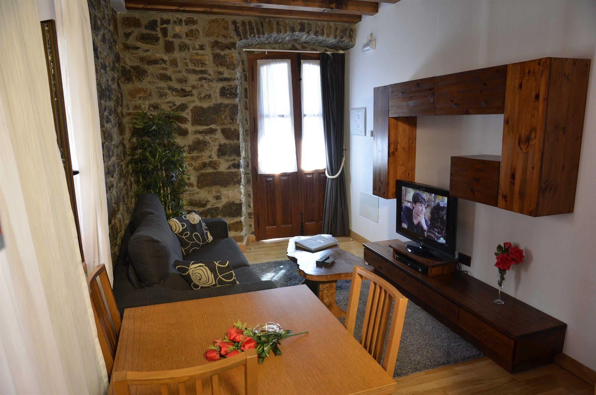 Apartamentos Spa Cantabria Infinita Cillorigo de Liebana Exteriör bild