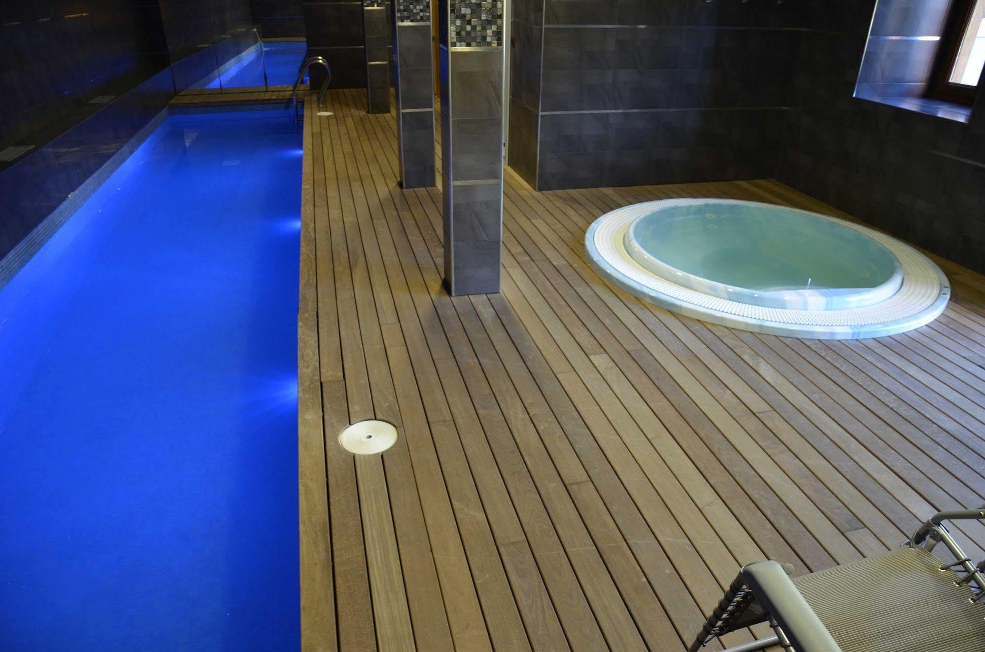 Apartamentos Spa Cantabria Infinita Cillorigo de Liebana Exteriör bild