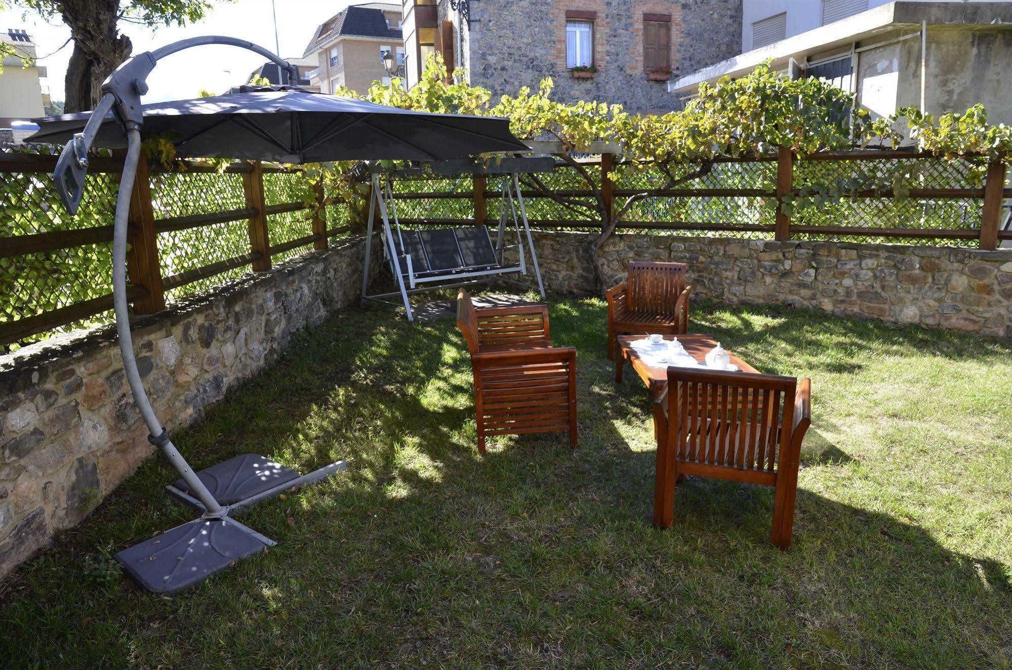 Apartamentos Spa Cantabria Infinita Cillorigo de Liebana Exteriör bild